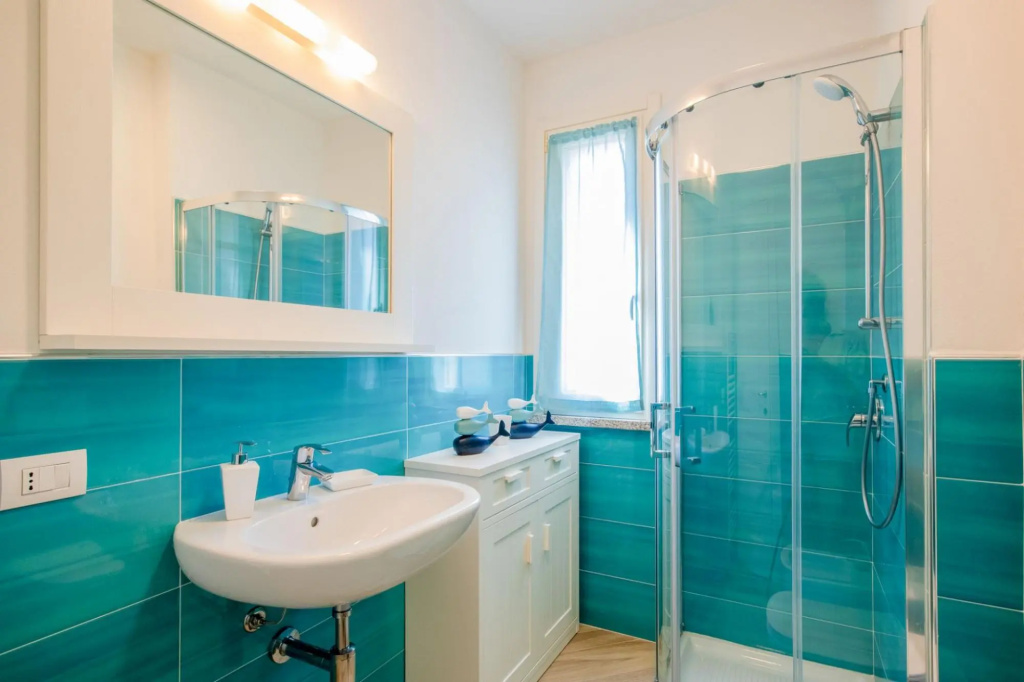 Just built with beautiful sea view, in the center of Capoliveri and equipped with every comfort-Casa Andreale