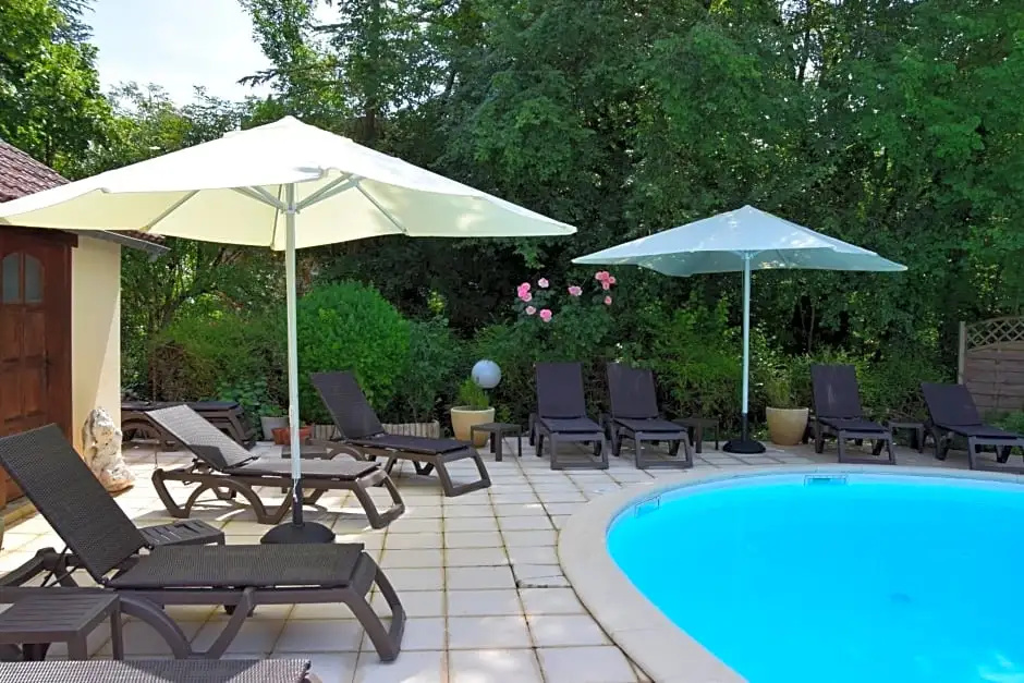 Le Petit Relais