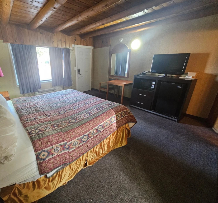 Redrock Country Inn