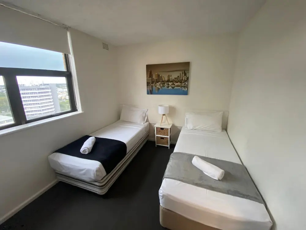 Paradise Towers Surfers Paradise