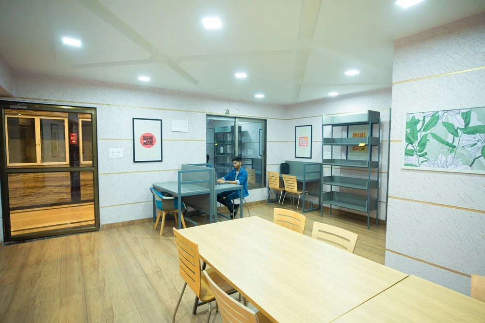 Covie Kharghar 200