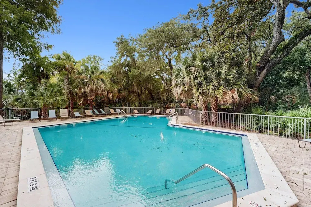 Spacious 3br/3ba Dog-friendly Condo With Pool - Fernandina Beach Access