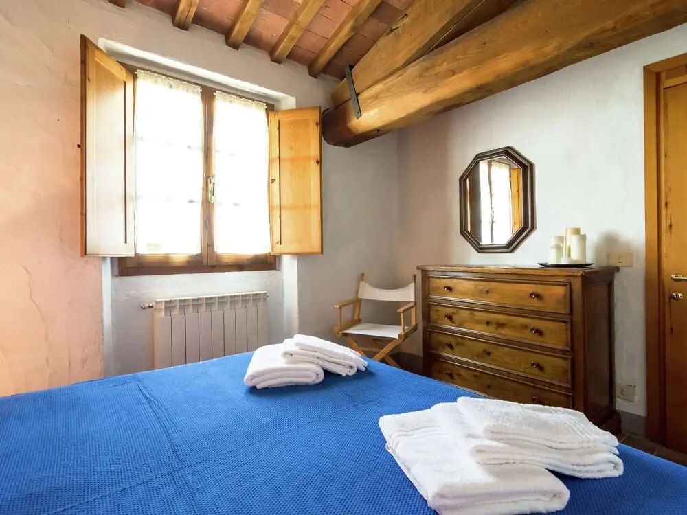 Splendid Farmhouse with Swimming Pool, Garden, Terrace, Bbq