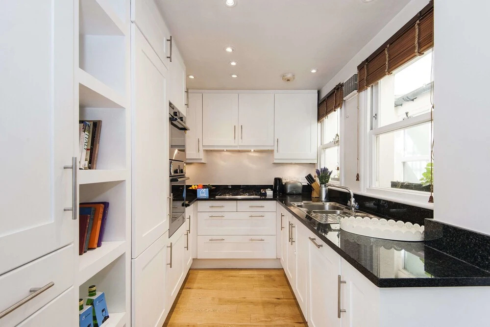 The Spacious Prince of Wales Apartment - CVO