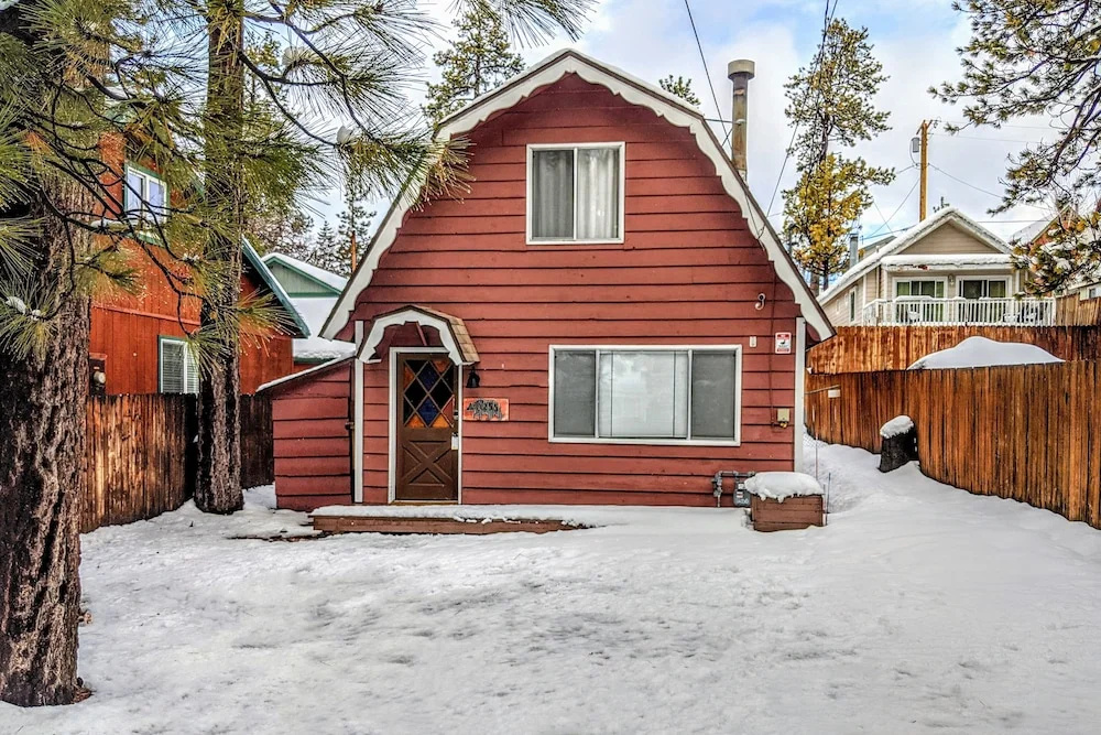 40256est 3 Bedroom Home