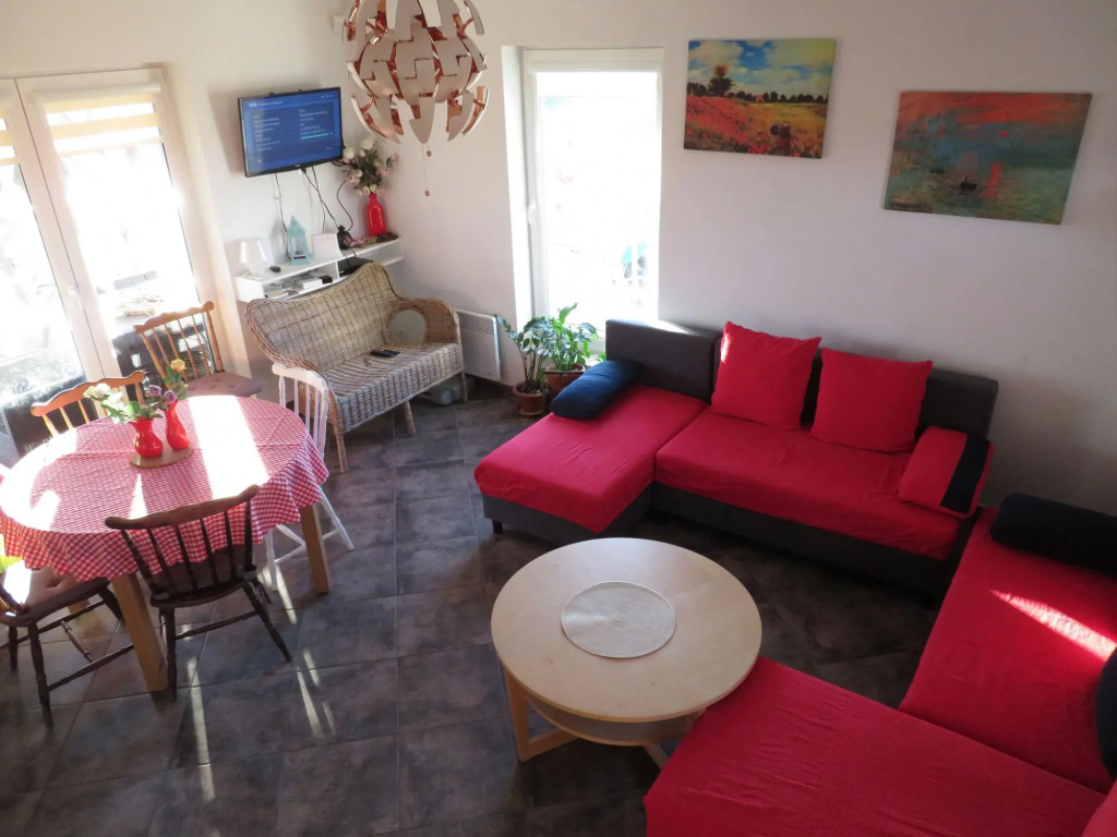 Fantastic house, located among meadows and nature, 3 km from the sea