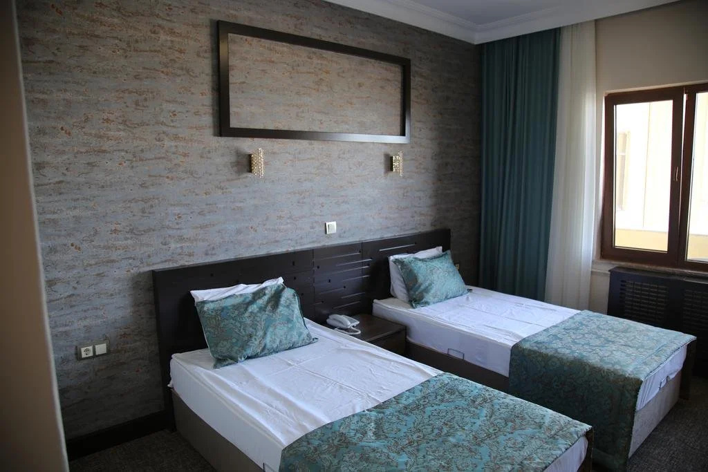 Omtel Hotel
