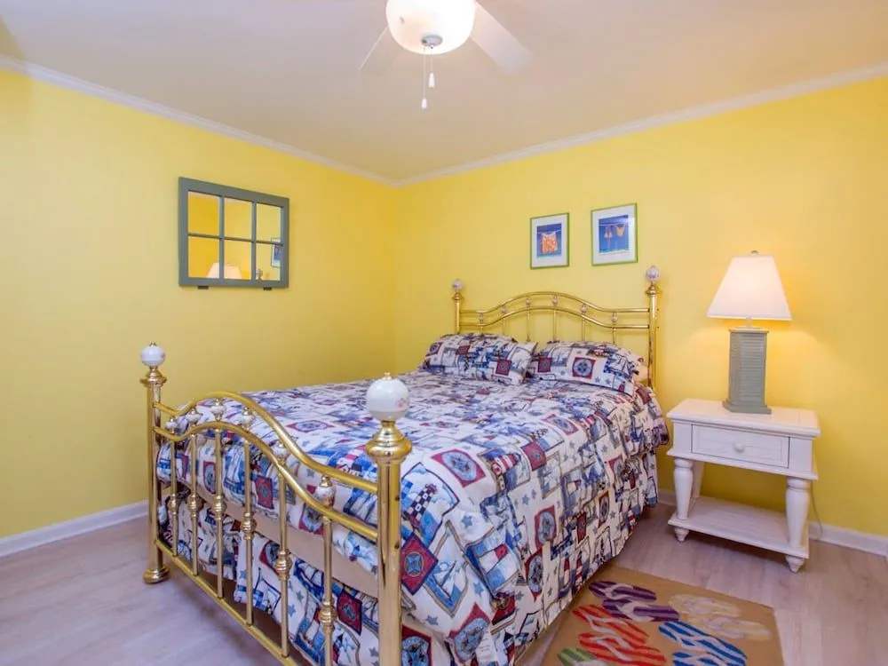 Makai 402 (bay View)
