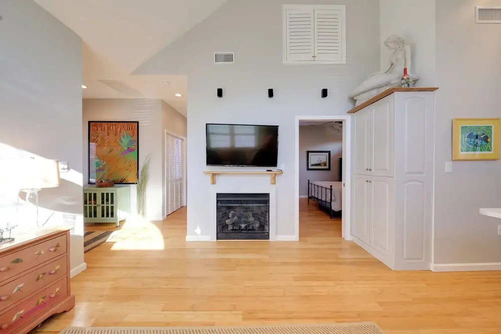 Seaside Cottage w/ Private Pier - 3 Miles to Beach