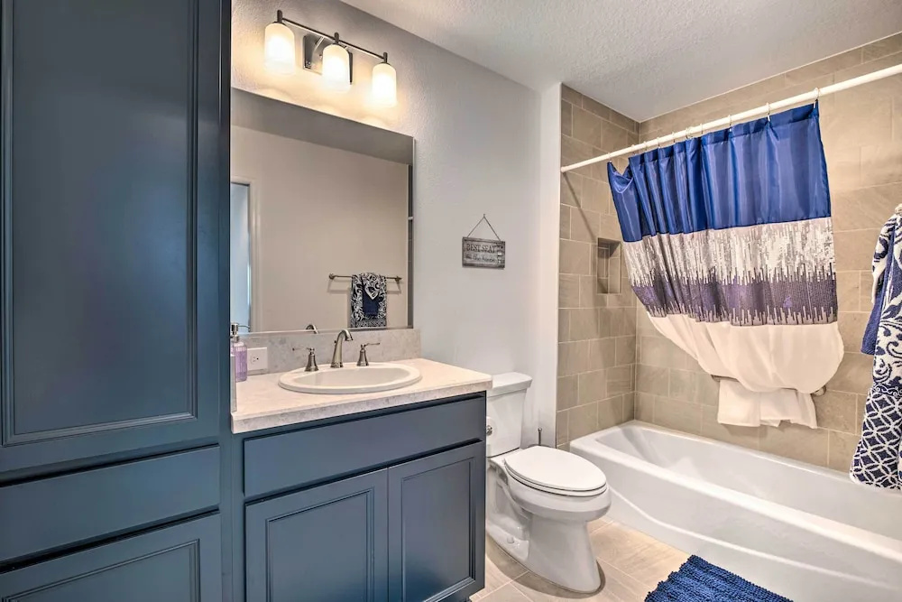 Home in The Villages: Golf Cart & Amenity Access