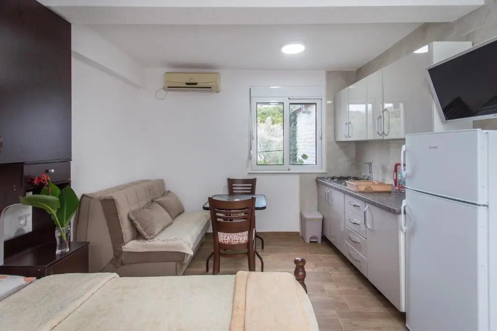 Apartments Oliva