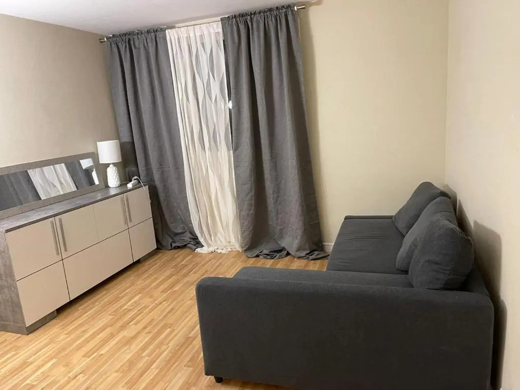 Studio Aux Portes de Paris