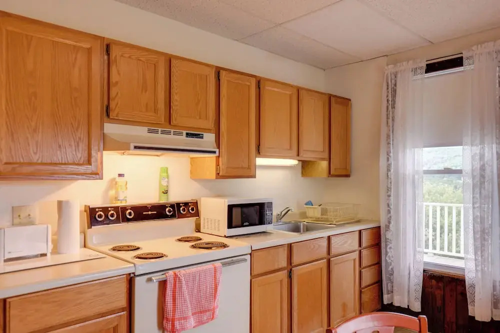 Lawrenceville Apartment w/ Deck Near Gaming Lands!