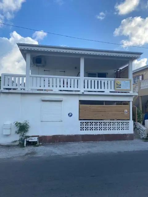 Akunamatata Guest House Grand Case