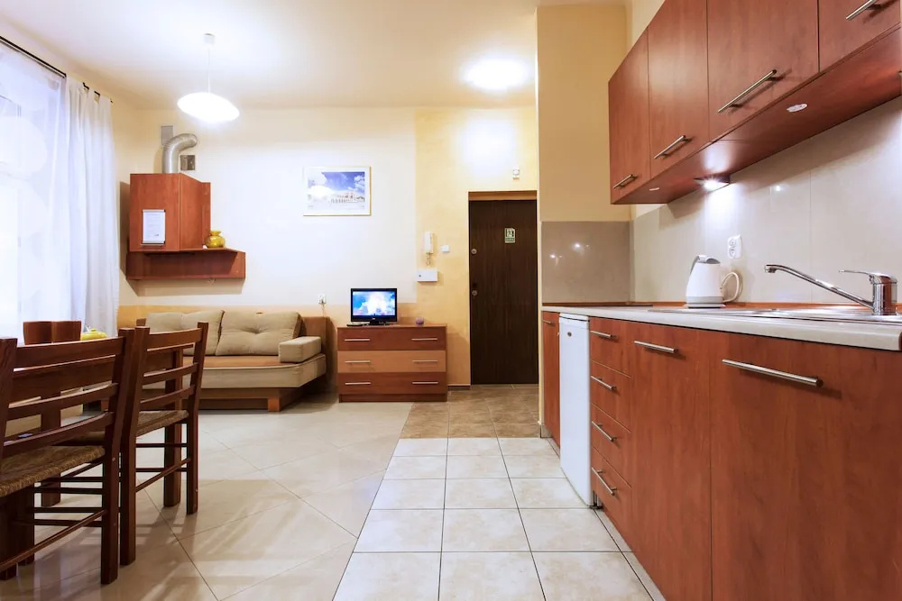 Apartament Izaaka