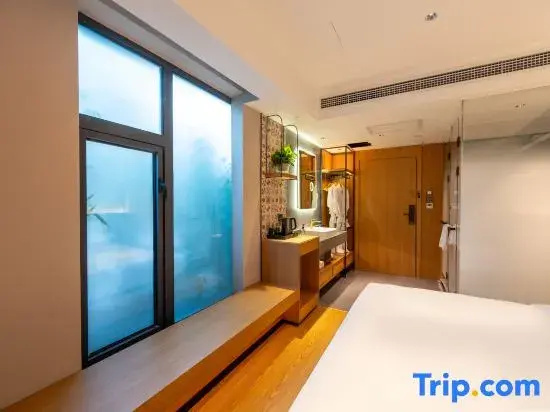 TRUE GO Courtyard-Style Hotel (Beijing Guomao Dawang Road Subway Station)