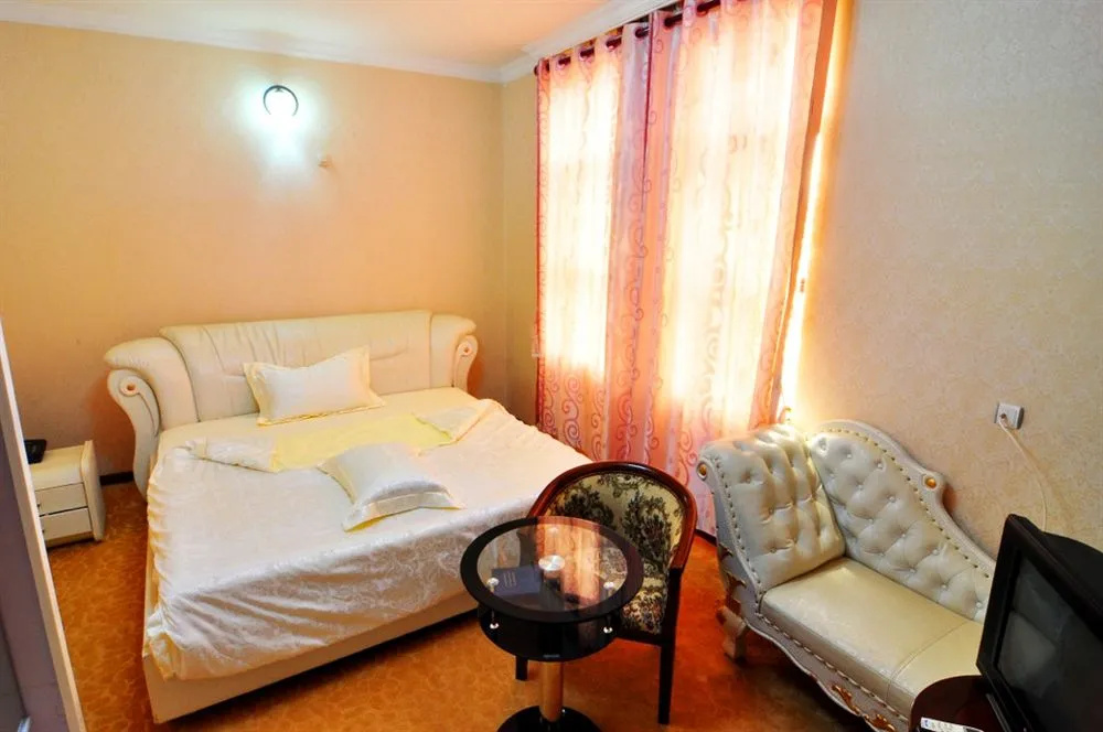 INFINITY Hotel