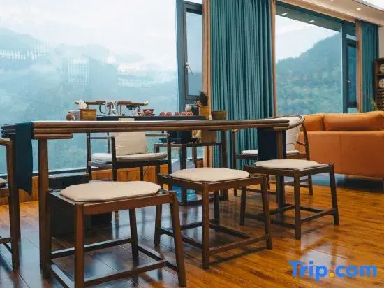 Jiye Wilderness Inn