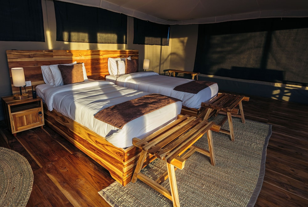 The African Kongoni Serengeti Safari Camp