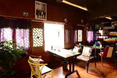Gesaer Tibetan Culture Boutique Hotel