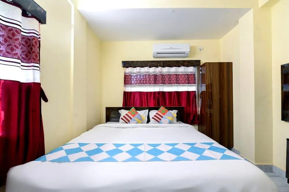Goroomgo Comfortable Stay kolkata