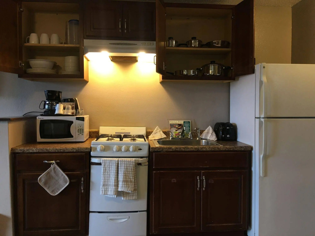 Budget Inn