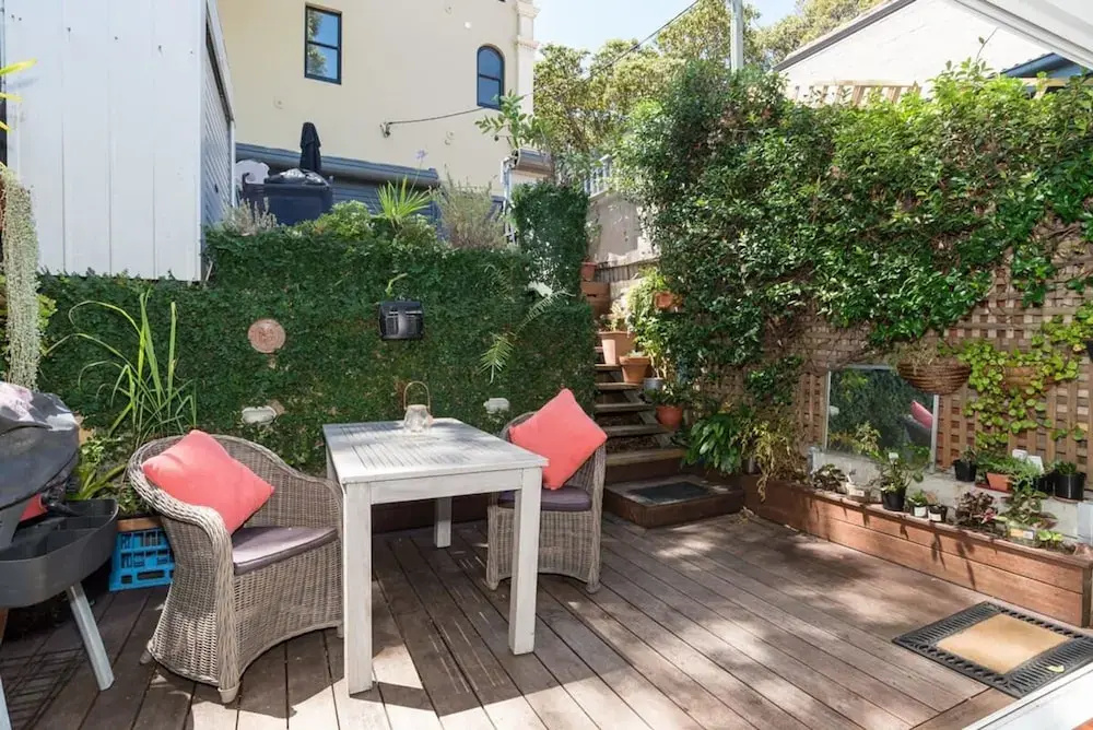 Bright Home in Trendy Newtown Close to the Park