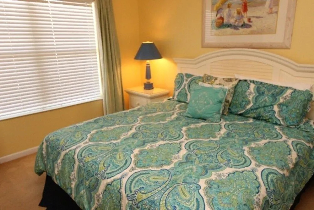 Majestic Sun 803B - 2 Br home by RedAwning
