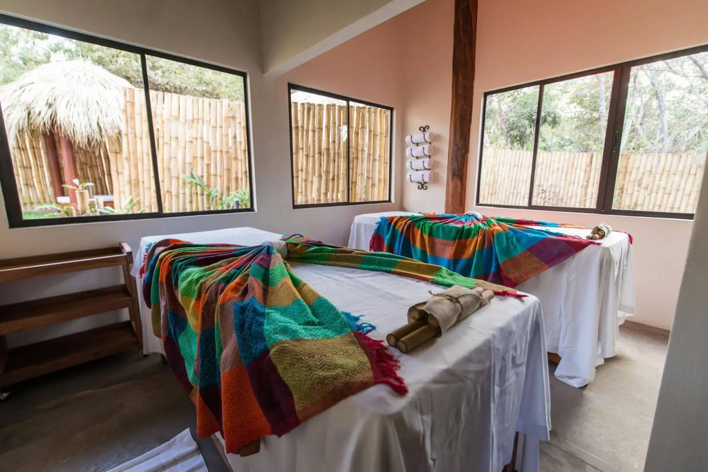 Pacaya Lodge & Spa