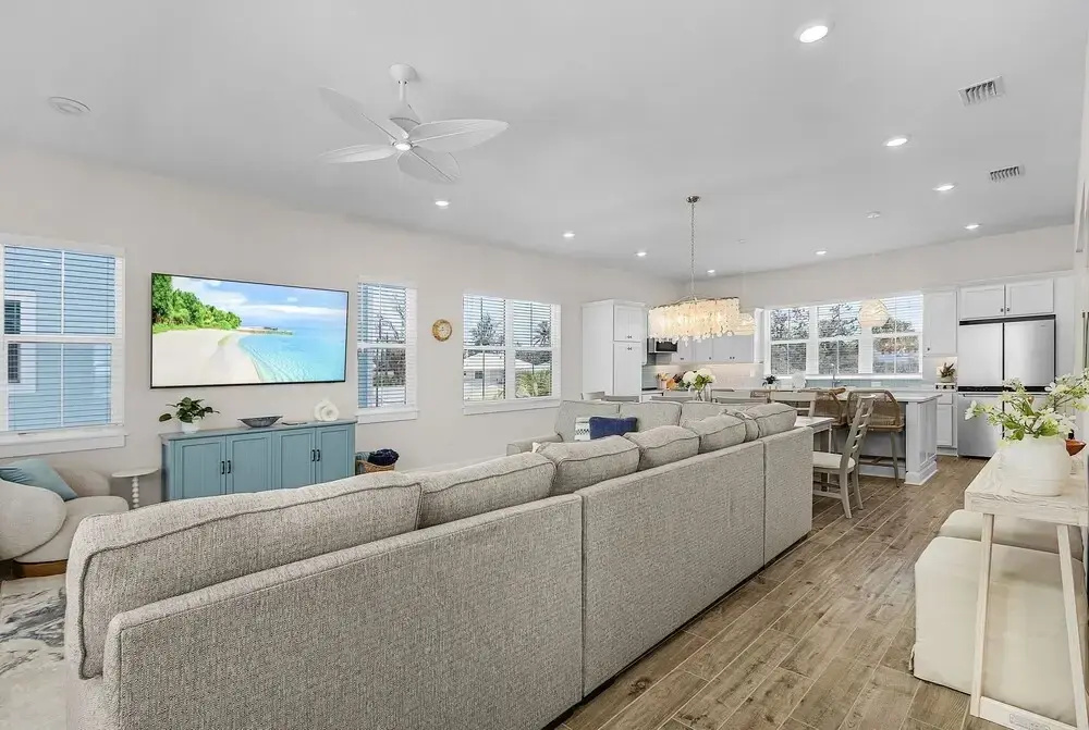209 Seabreeze Escape: NEW Spacious 5-Bedroom Pool Home 5 Home