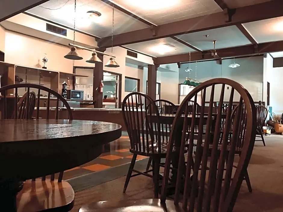 Western Lodge