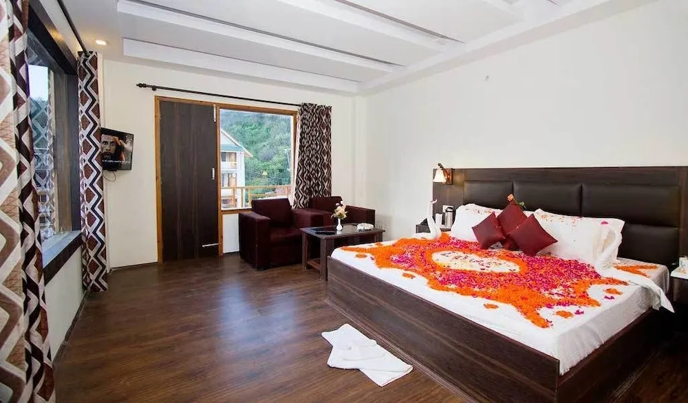 Beyond Stay Hotel Manali Queen