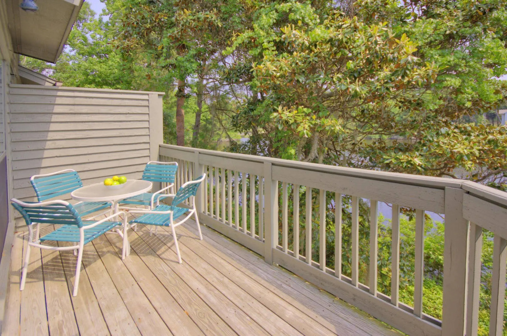 Shipyard by Spinnaker Resorts