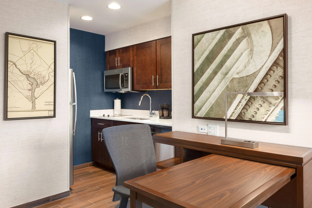 Homewood Suites By Hilton Arlington Rosslyn Key Bridge