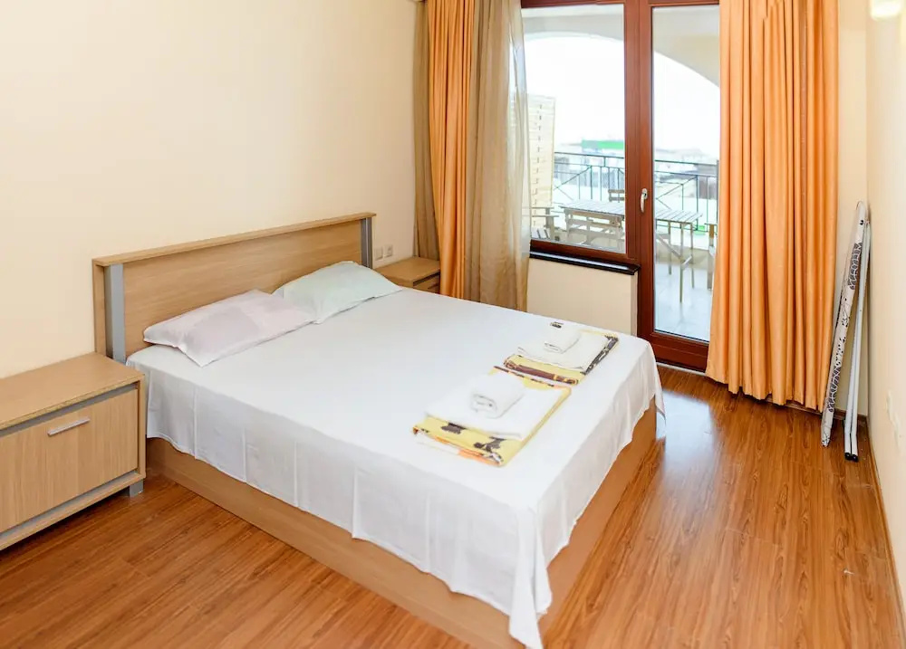 SEAVIEW BG Beach Front Suites