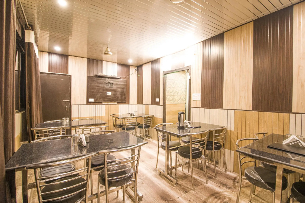 Hotel Pardesi,Har ki pauri Road Haridwar