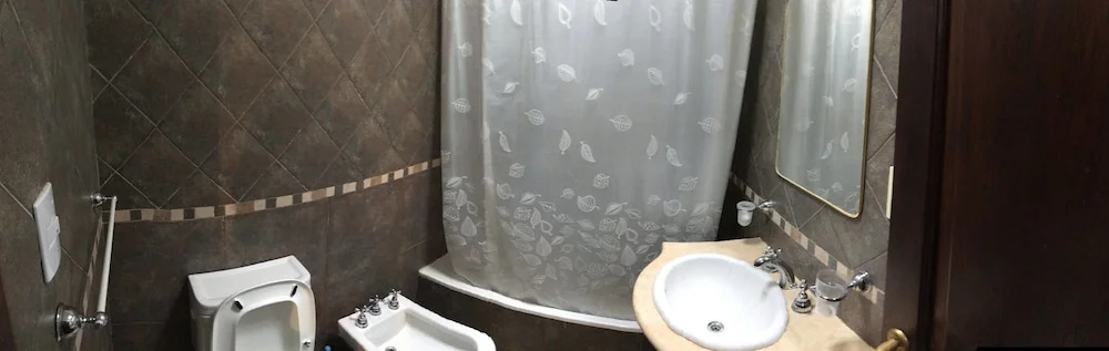 Beautiful House 2 to 9 People