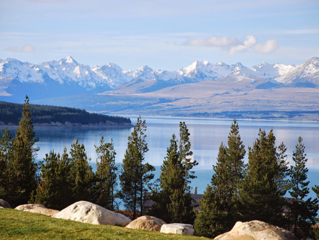 Mt Cook Lakeside Retreat