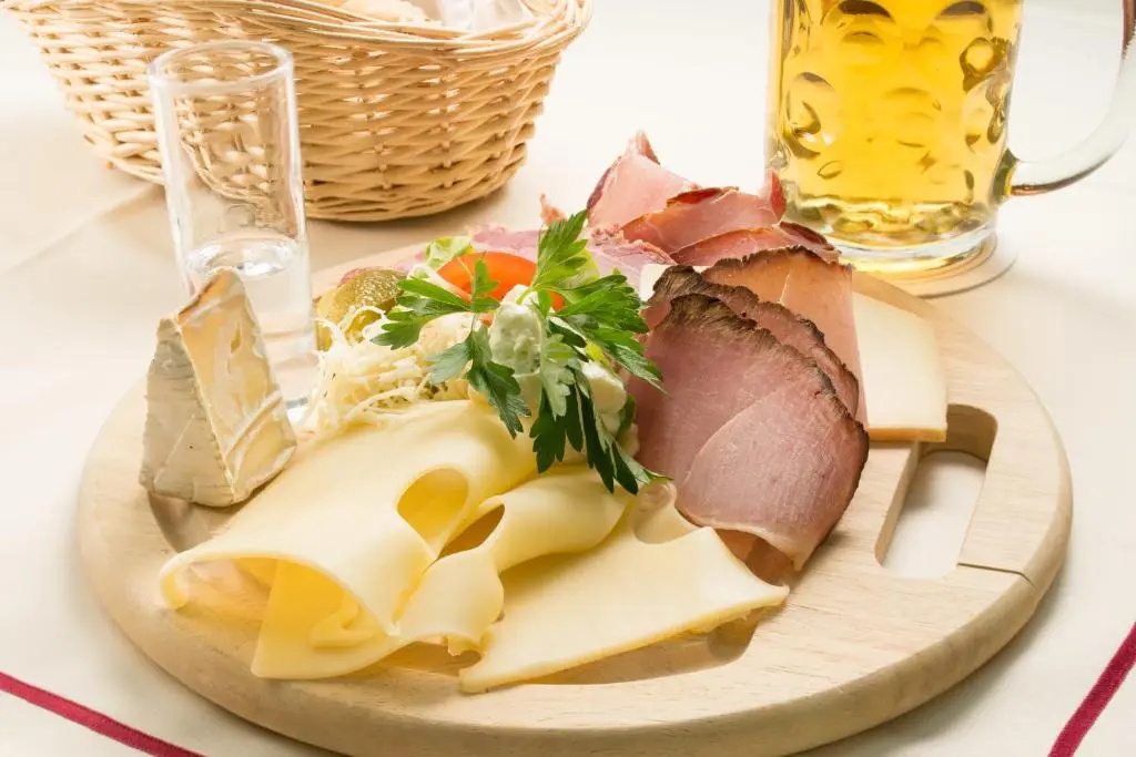 Hotel & Restaurant Waldschloss