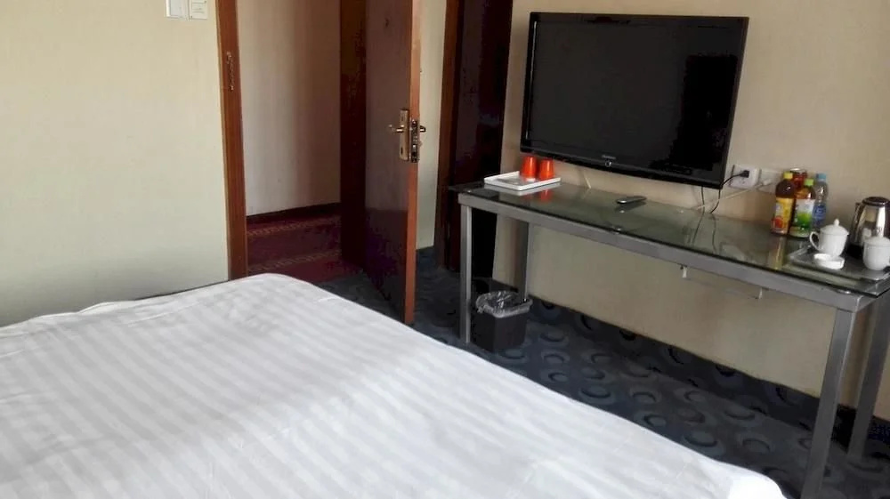 Juhe Express Hotel Luoyang Tianjin Road