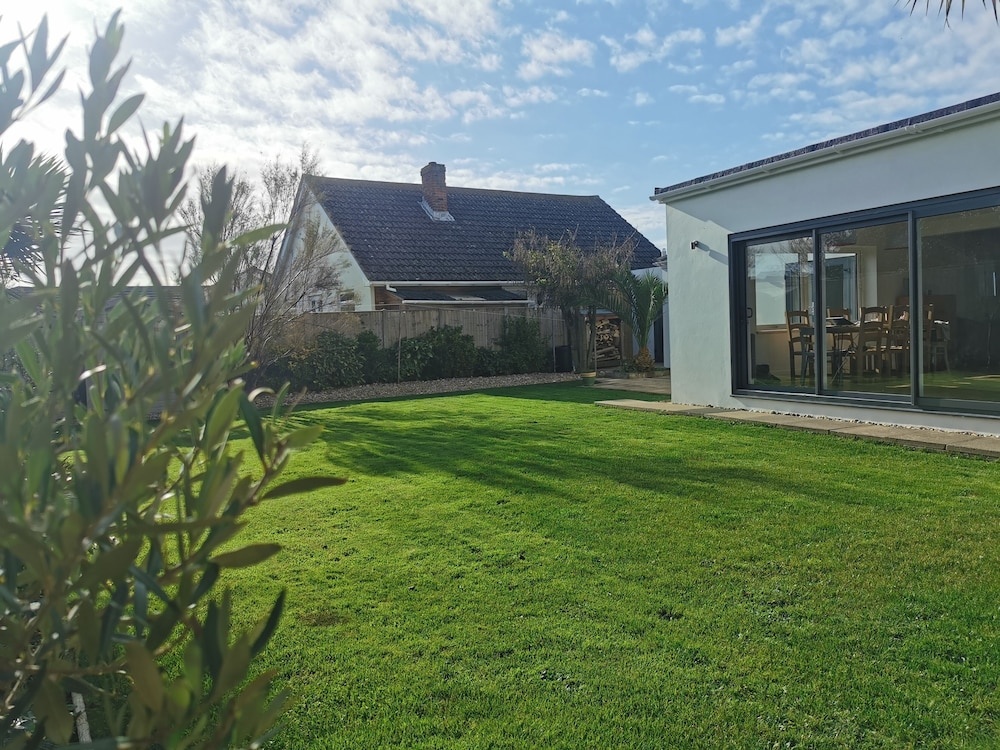 Iona – Bracklesham Bay