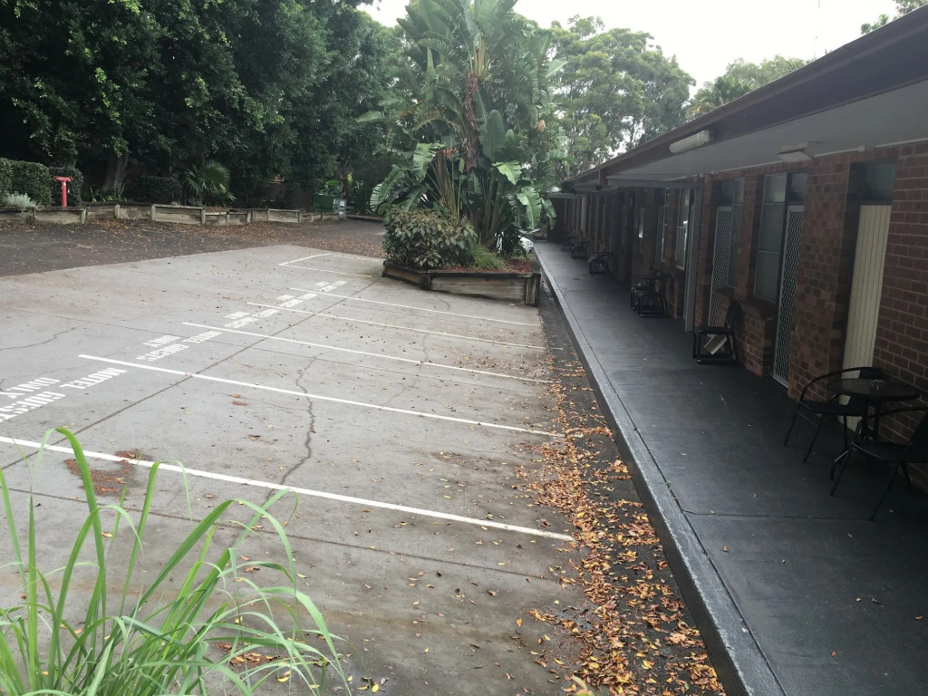 The Palms Motel- Formerly Flinders Motel