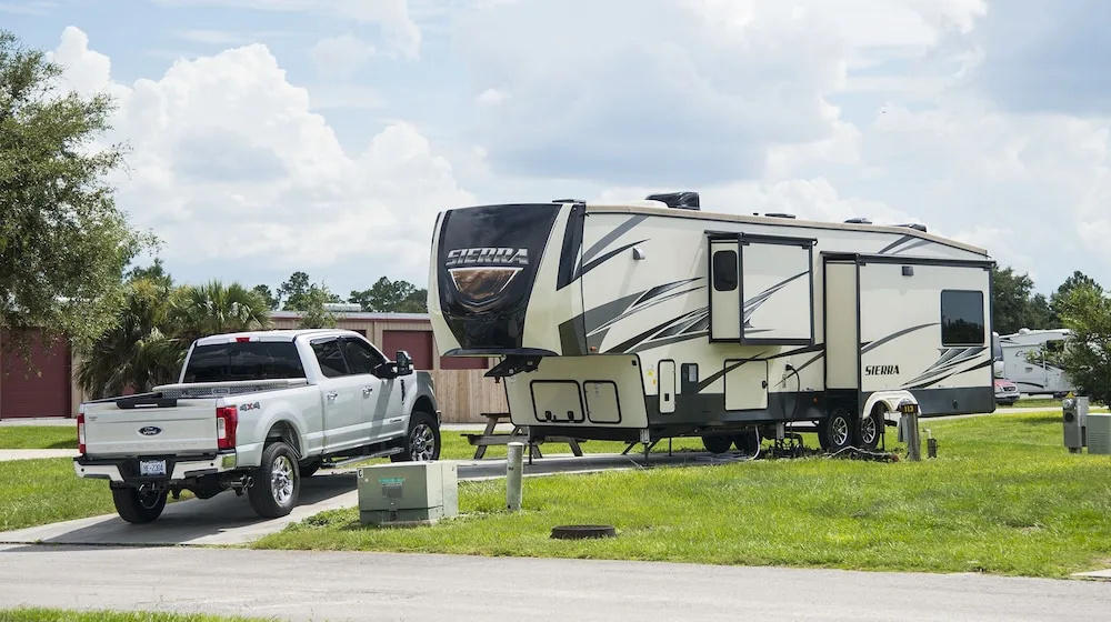 Camp Mack Lodge, Marina & RV Resort