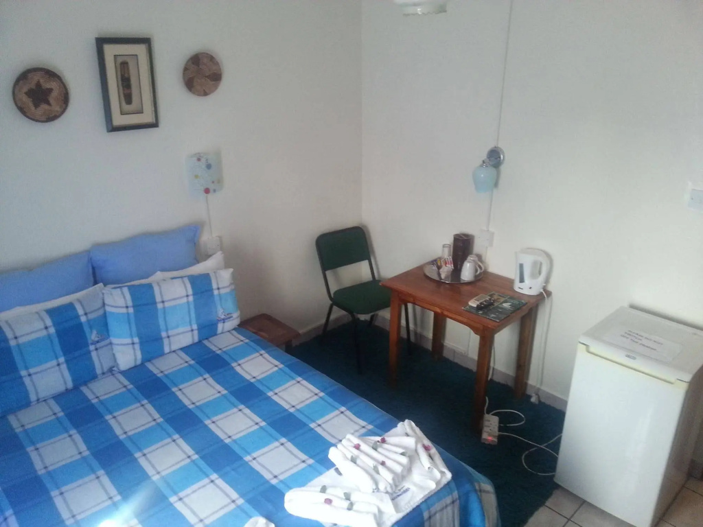 Liya Guest Lodge
