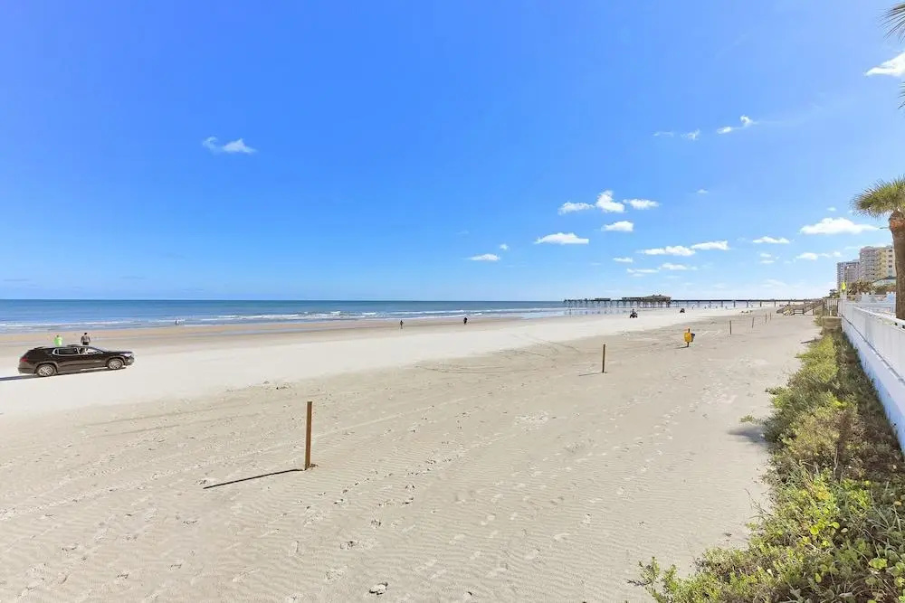 Surfside Condo 503 - Two Bedroom Condo