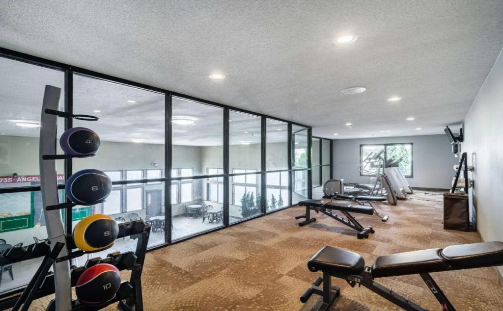 Riverview Inn & Suites, an Ascend Collection Hotel