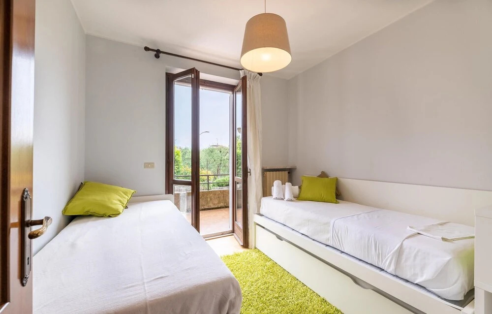 Awesome Home in Desenzano del Garda With Wifi and 3 Bedrooms