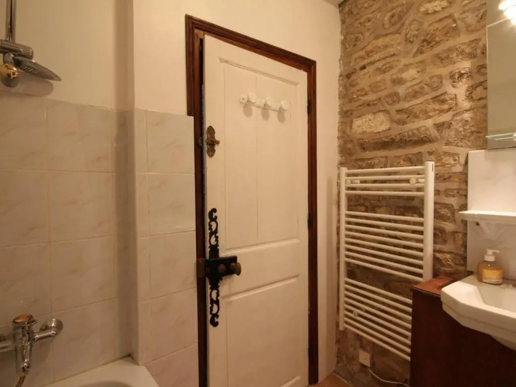 Maison du Chapelain : Charme en Suisse Normande, Animaux acceptés - FR-1-497-54