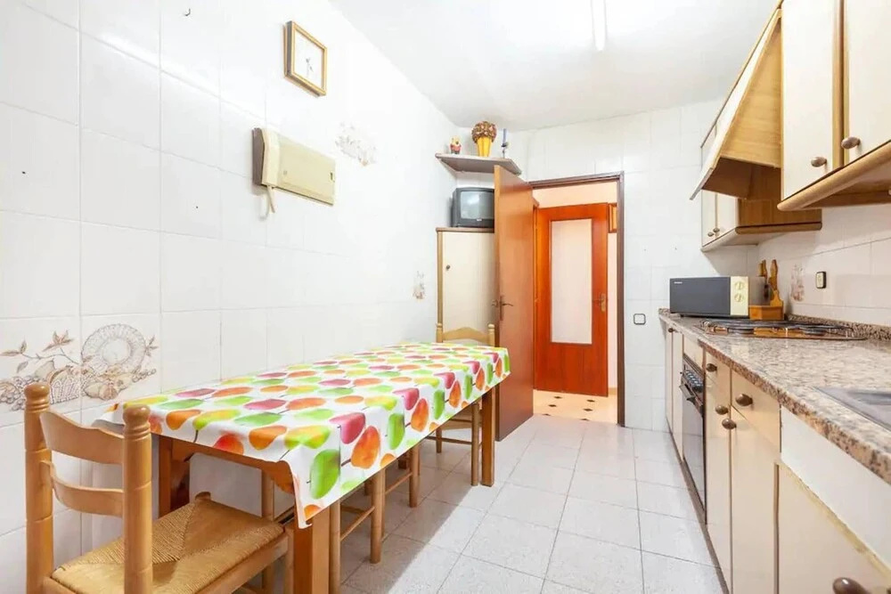 Apartment with 2 Bedrooms in Tarragona, with Wifi