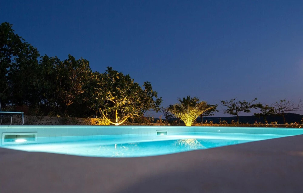 4 Bedroom Stunning Home In Turanj